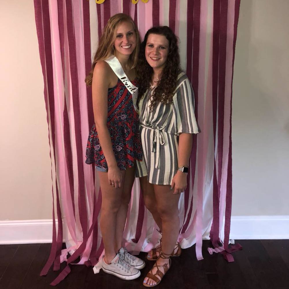 Meet your Posher, Claire